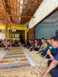 MONITORING PERSIAPAN LOMBA PENGAGUNGAN DI PADUKUHAN KLEPU